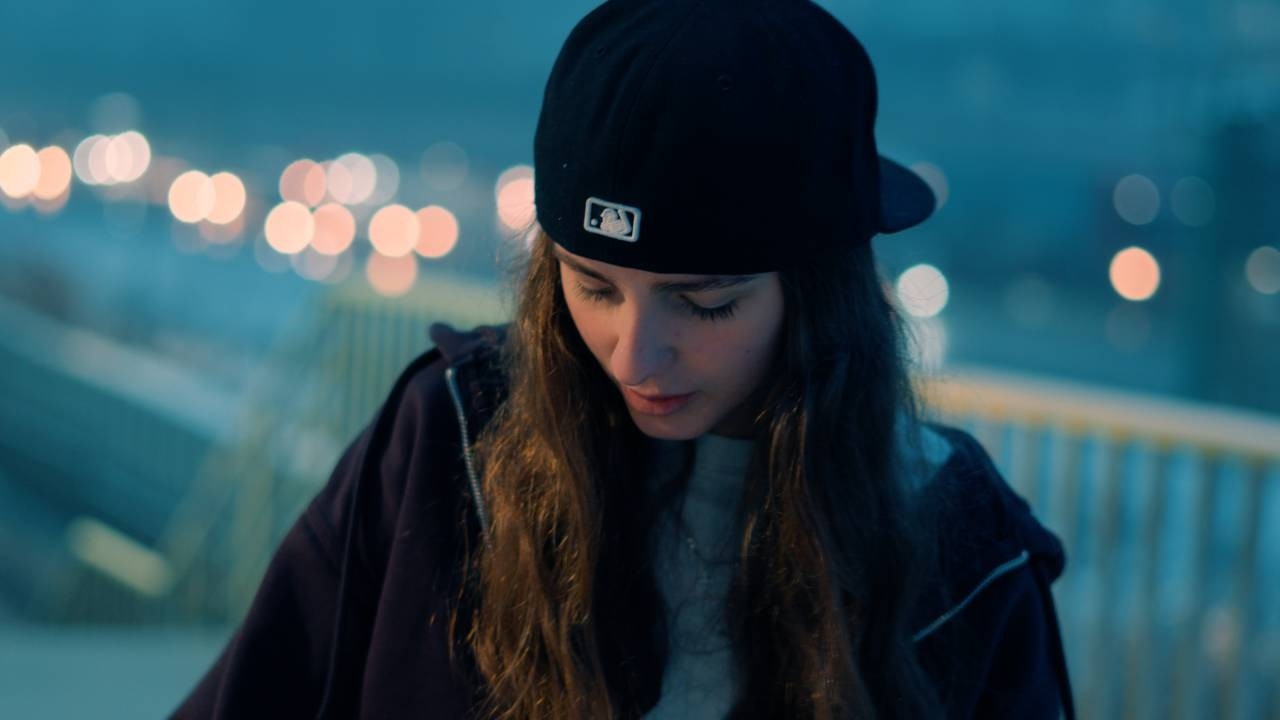 KIRA - NIE R&Oacute;B TEGO KIRA (OFFICIAL VIDEO)
