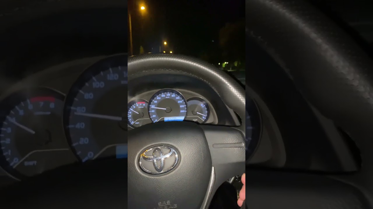 2016 1.33 99HP TOYOTA COROLLA 0-100 acceleration