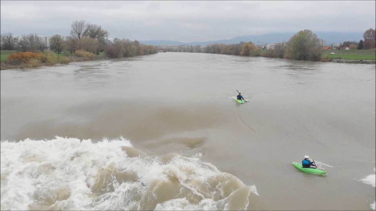 Kayaking on Sava river, toplana rapids , Zagreb