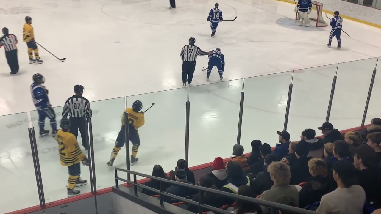 Léon vs Matane, 14 février 2026 1er période