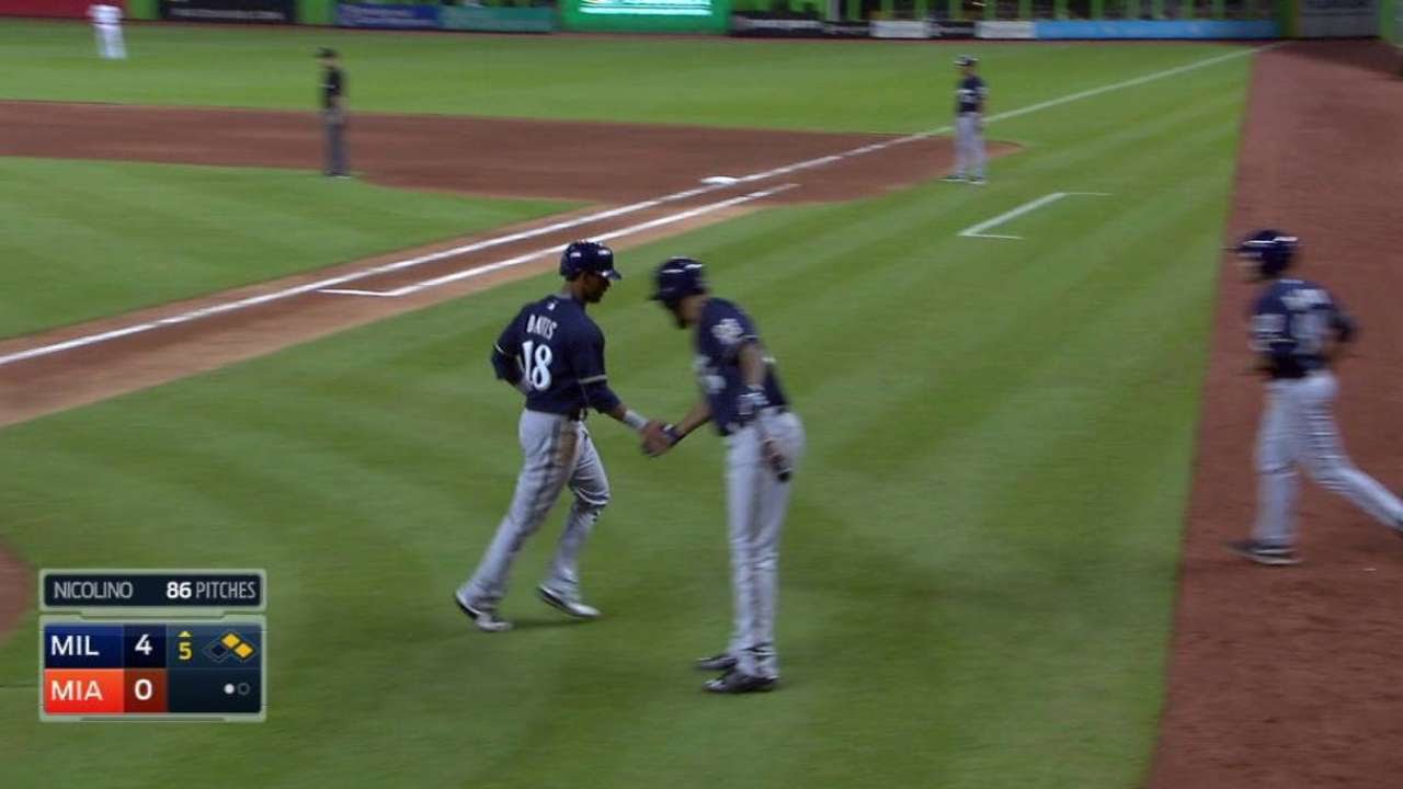 MIL@MIA: Lind rips a double to center to score Davis