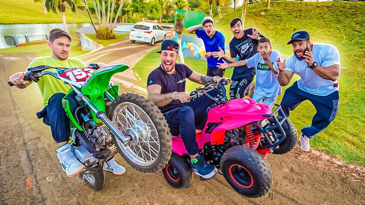 MINI QUADRICICLO vs MINI MOTO DO RENAN - quem leva mais no grau !! 🔥