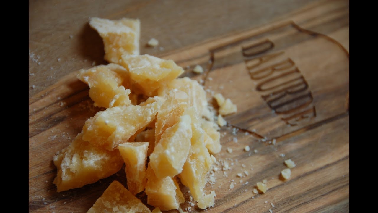 Le lunghe stagionature di Parmigiano di Giovanni Minelli di Malandrone 1477