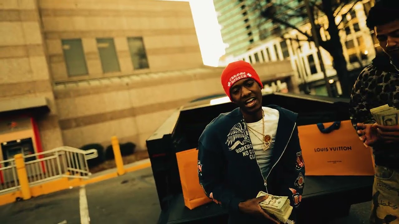 LIL EIGHT - TURNT UP [Official Video]