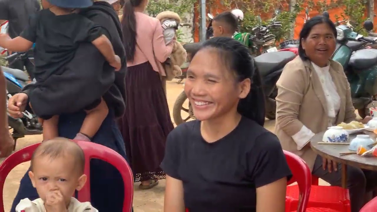 Điểm nhóm plei ngol ser ăn mừng chúa giáng sinh 2025