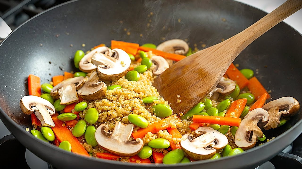 Hast du Quinoa und Pilze? Dieses gesunde Rezept wirst du immer wieder kochen