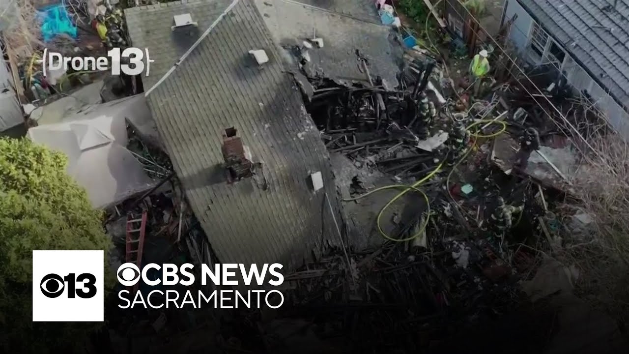 Oak Park home reduced to rubble after fire, explosions