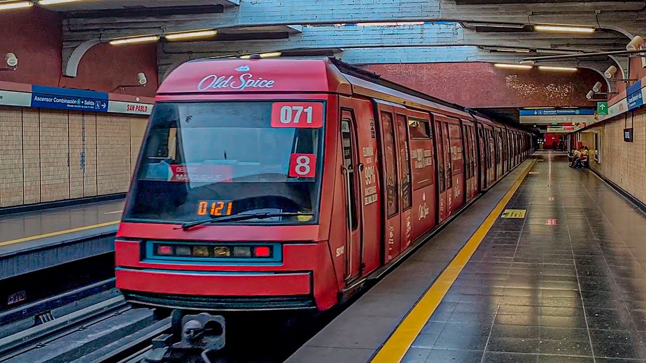 San Pablo / Trenes + bocinas guardandose NS-93 y NS-07 / Metro de Santiago / Línea 1