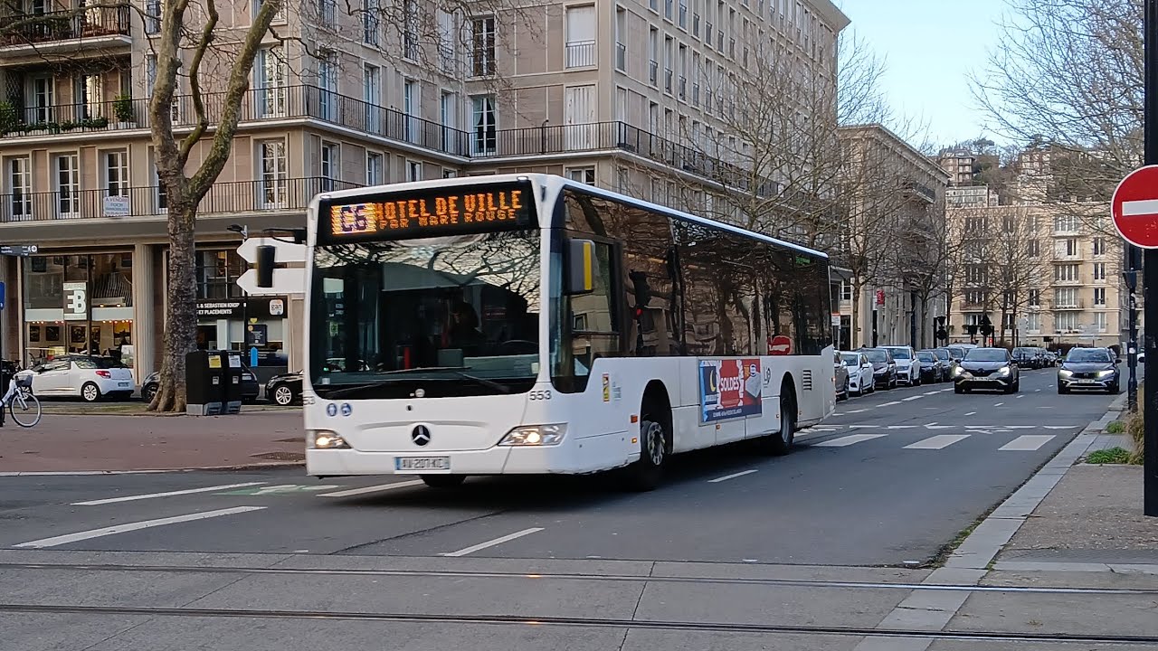 Premier spot 2025 ! Tramway et Bus LiA à l'Hôtel de Ville du Havre