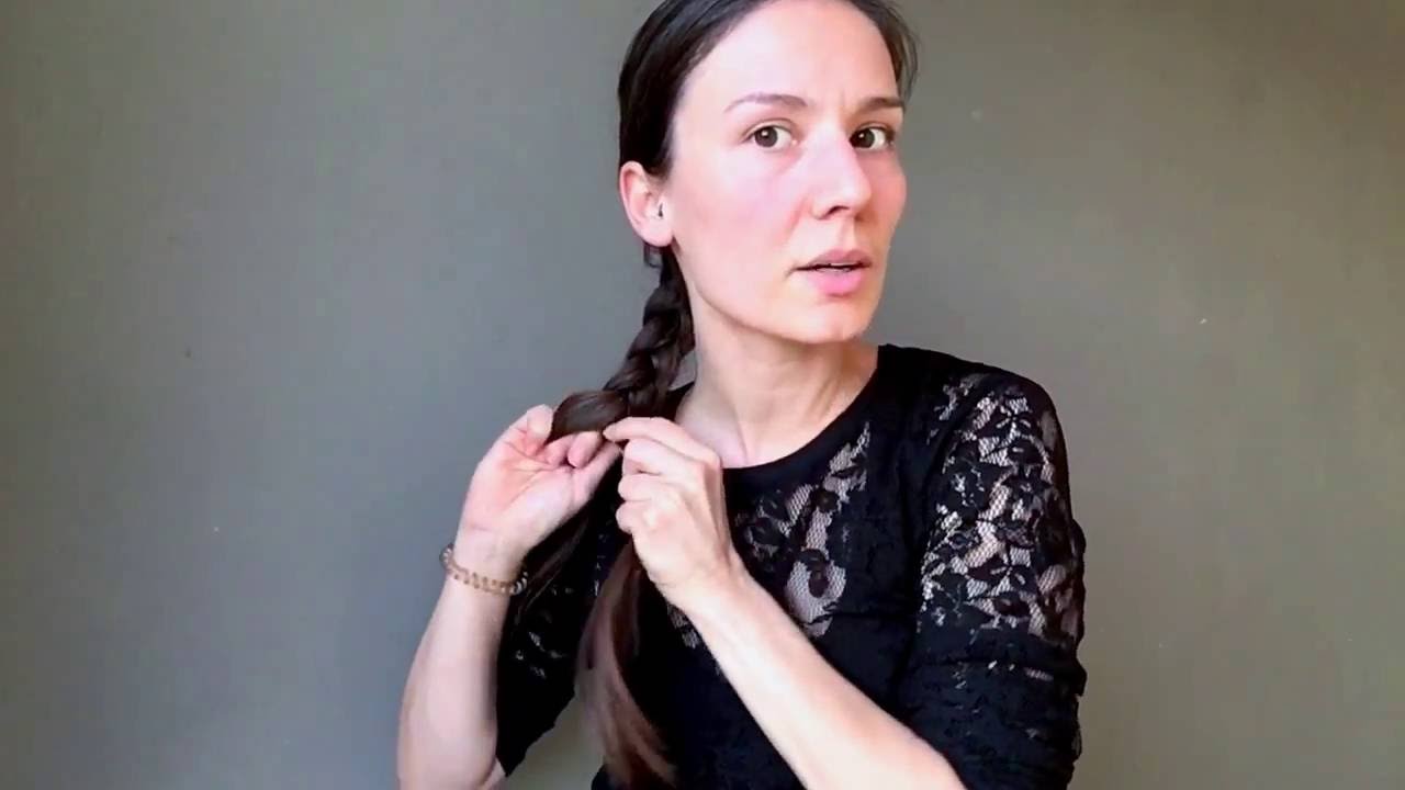 Haare flechten | Basic: einfacher geflochtener Zopf bei sich selbst | Flechtfrisur - Tutorial