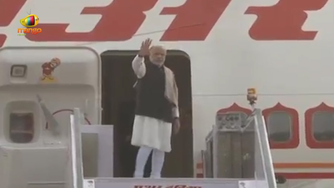 PM Narendra Modi Leaves For Paris To Attend World Climate Change Conference | Mango News