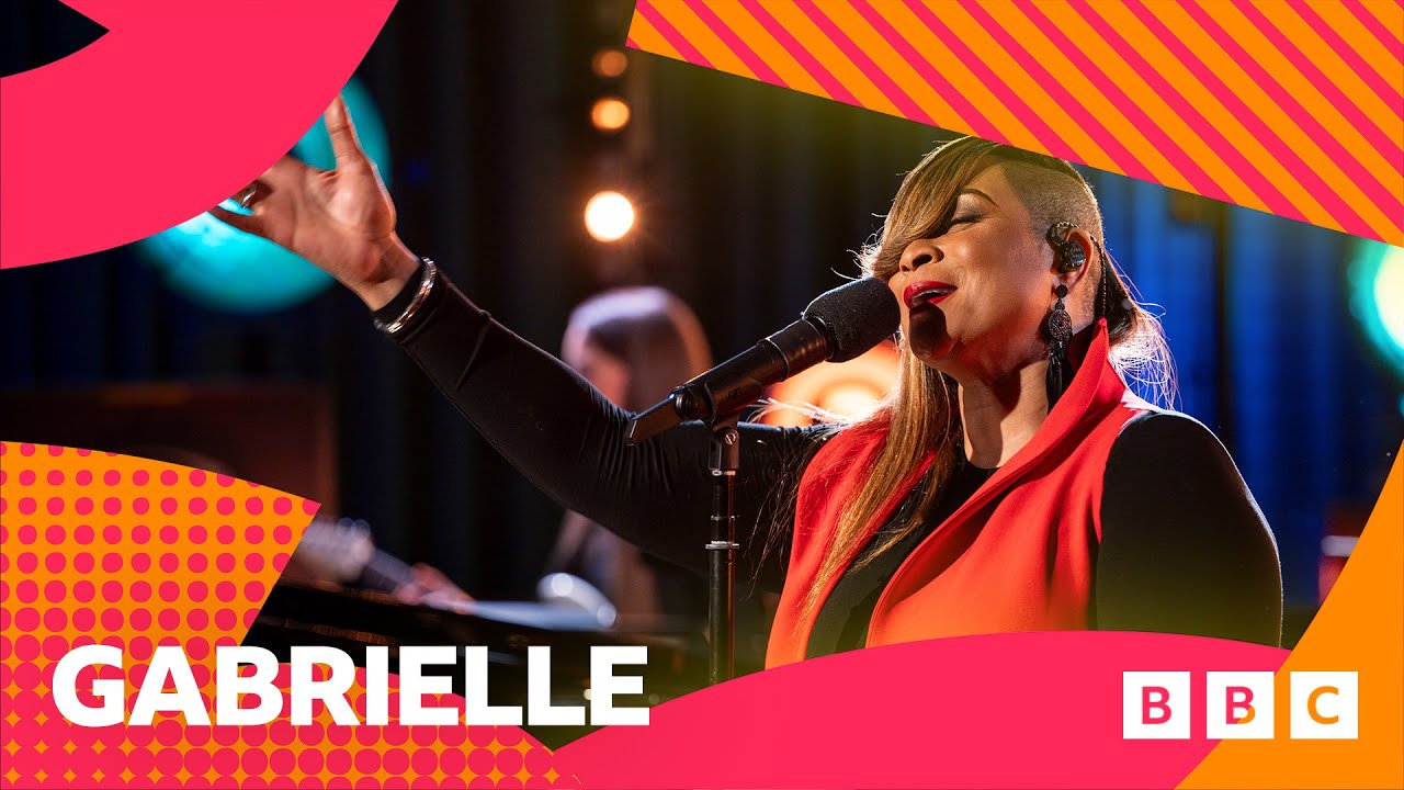 Gabrielle - Stuck On You (Lionel Richie cover) in the Radio 2 Piano Room
