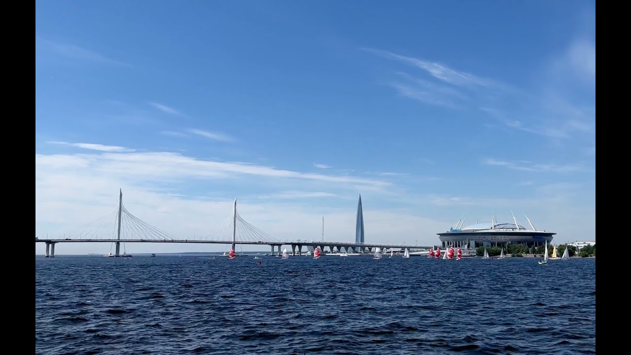 🇷🇺 4K Saint Petersburg. A big walk along the Neva river.