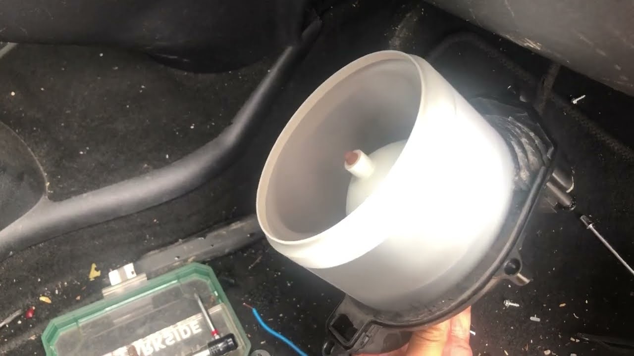 Problème Ventilateur, habitacle chauffage et climatisation Citroën Picasso c4￼