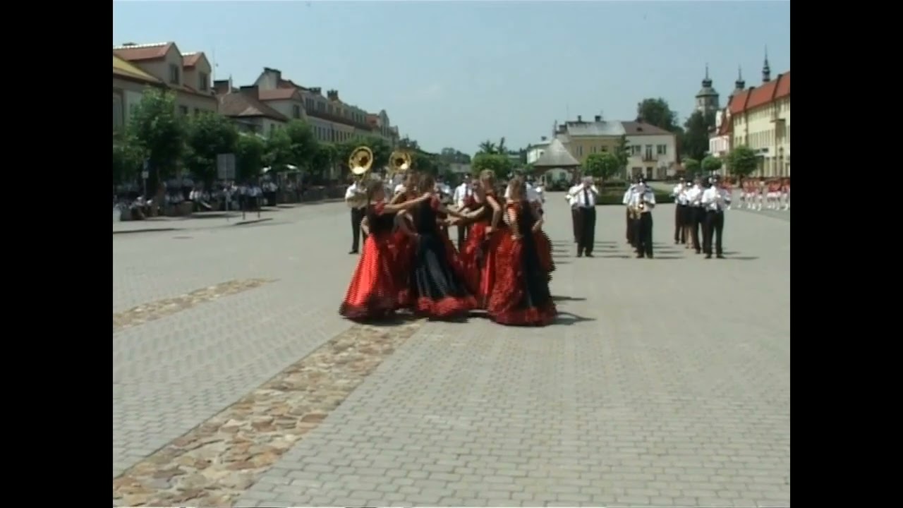 KANKAN       -    Mażoretki i orkiestra OSP Brzozów