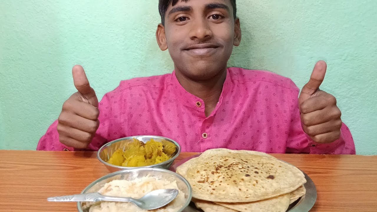 Bigbite Eating With Paratha, Pethe Ki Sabji And Sevai #shorts 