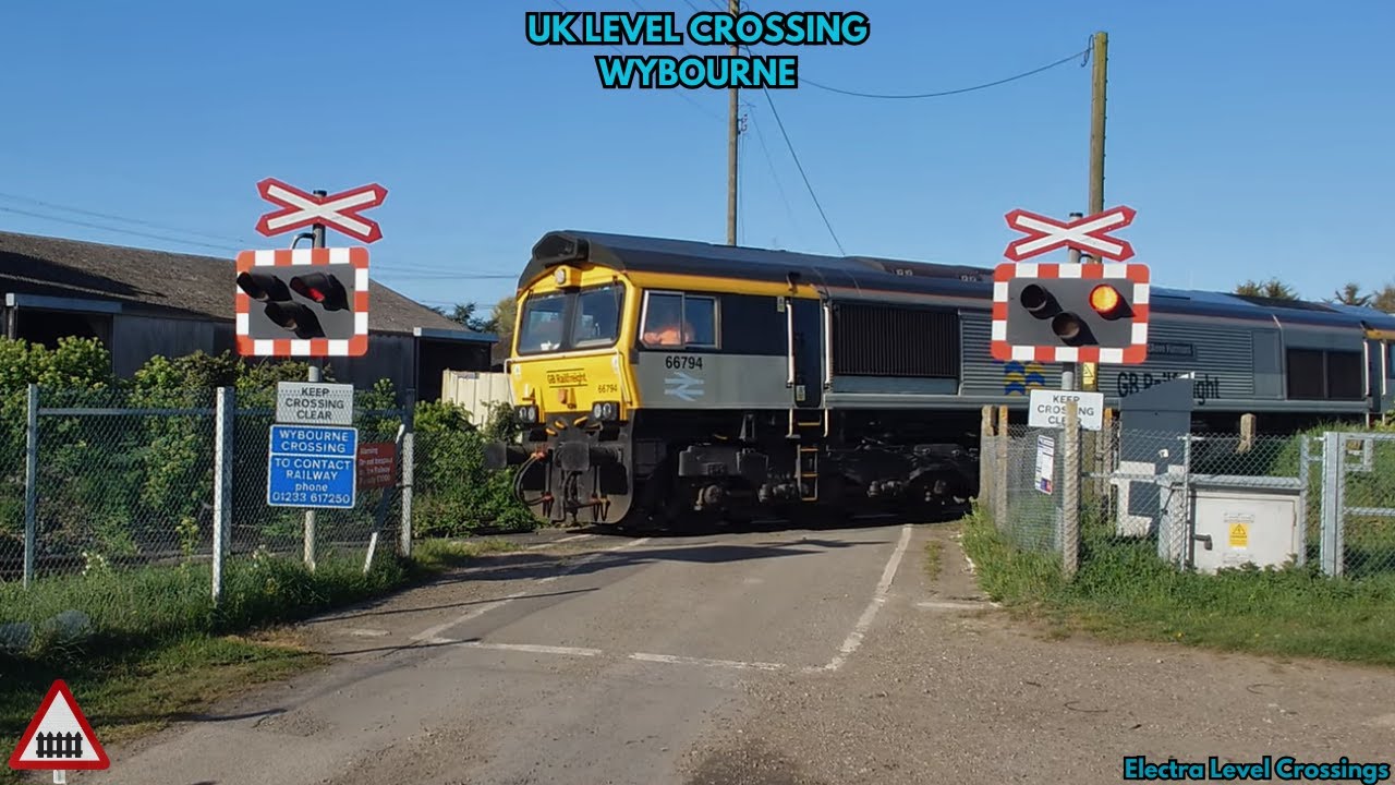 Wybourne Level Crossing, Kent (17/04/25)