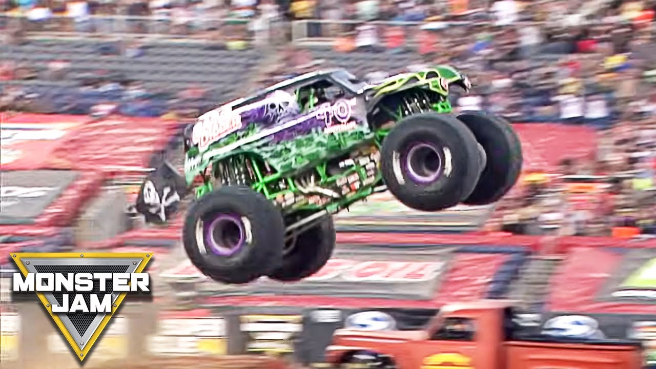 Grave Digger 40th Anniversary Encore — финал чемпионата Monster Jam World Finals XXI | Monster Jam
