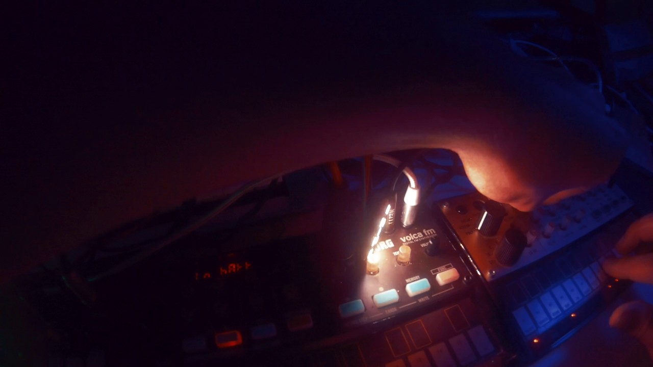 Chromatics - Shadow from the new Twin Peaks - My cover / remix (Korg Volca Beats FM Keys)