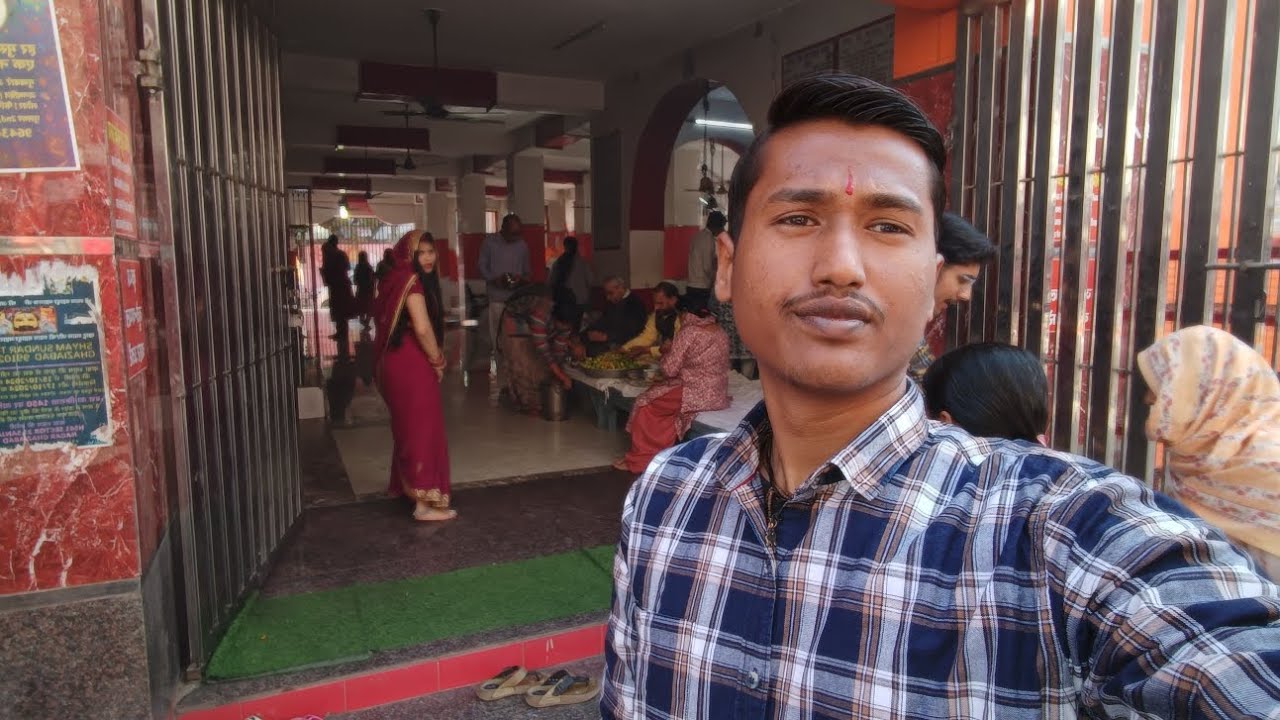 Mandir a gye shivji ko jal chadane ❤️🙏 Mahashivratri special #dailyvlogs #viral #shivratri #vlog 