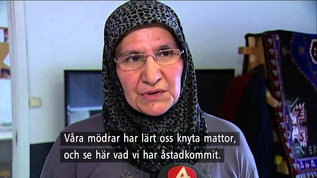 Hedersvåld Svenska flickor tvingas kolla mödomshinnan