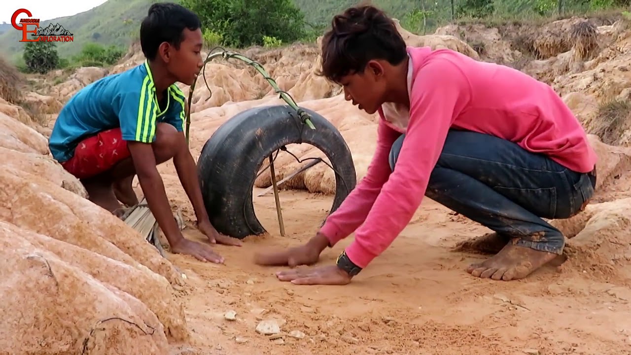 The First Creative Crocodile Trap Using Car Tire & Baby Duck That Work 100% By Smart Boy