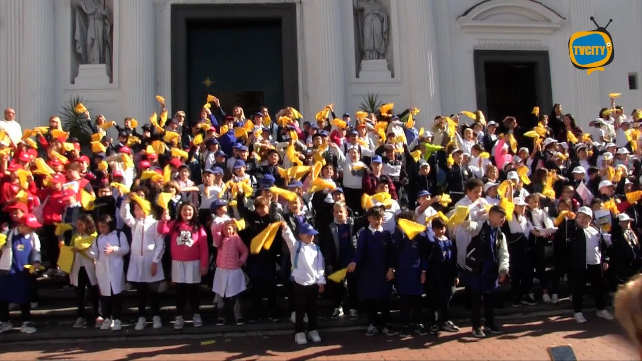 Notte Sacra: l'apertura con i bambini delle scuole di Torre del Greco