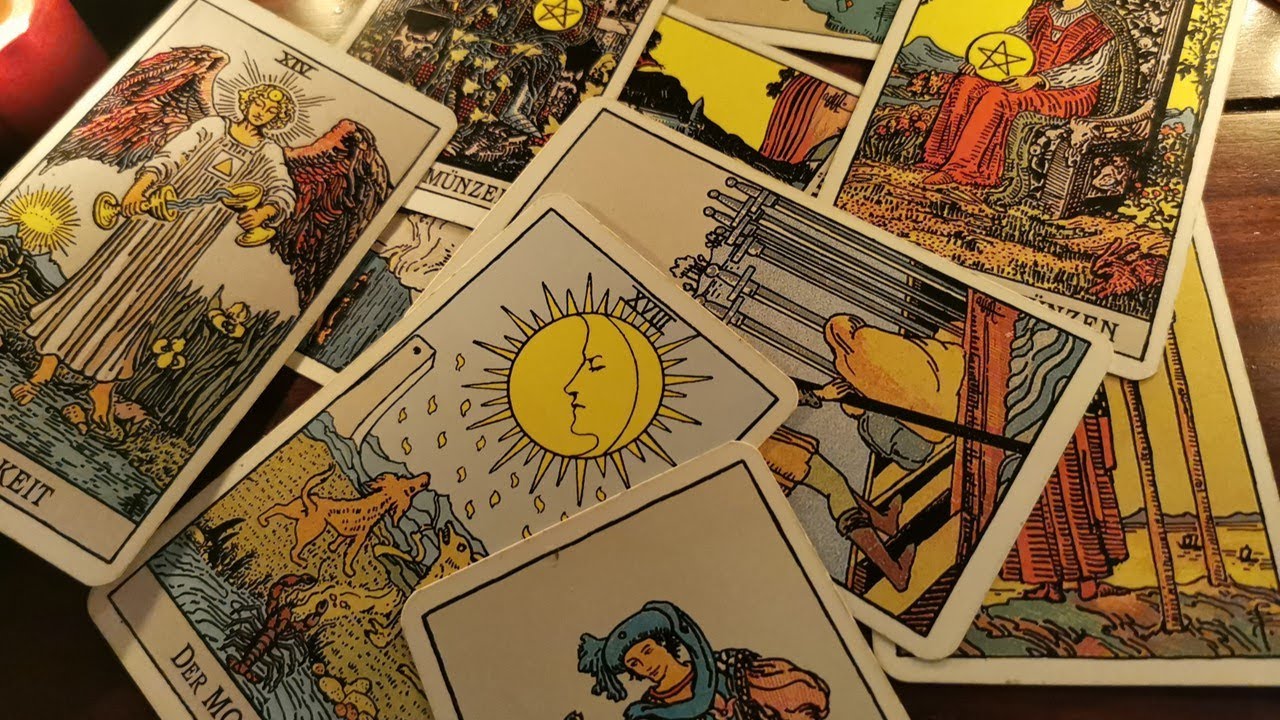 Die Gedanken einer Person und was sie als nächstes machen wird! | Tarot Liebe