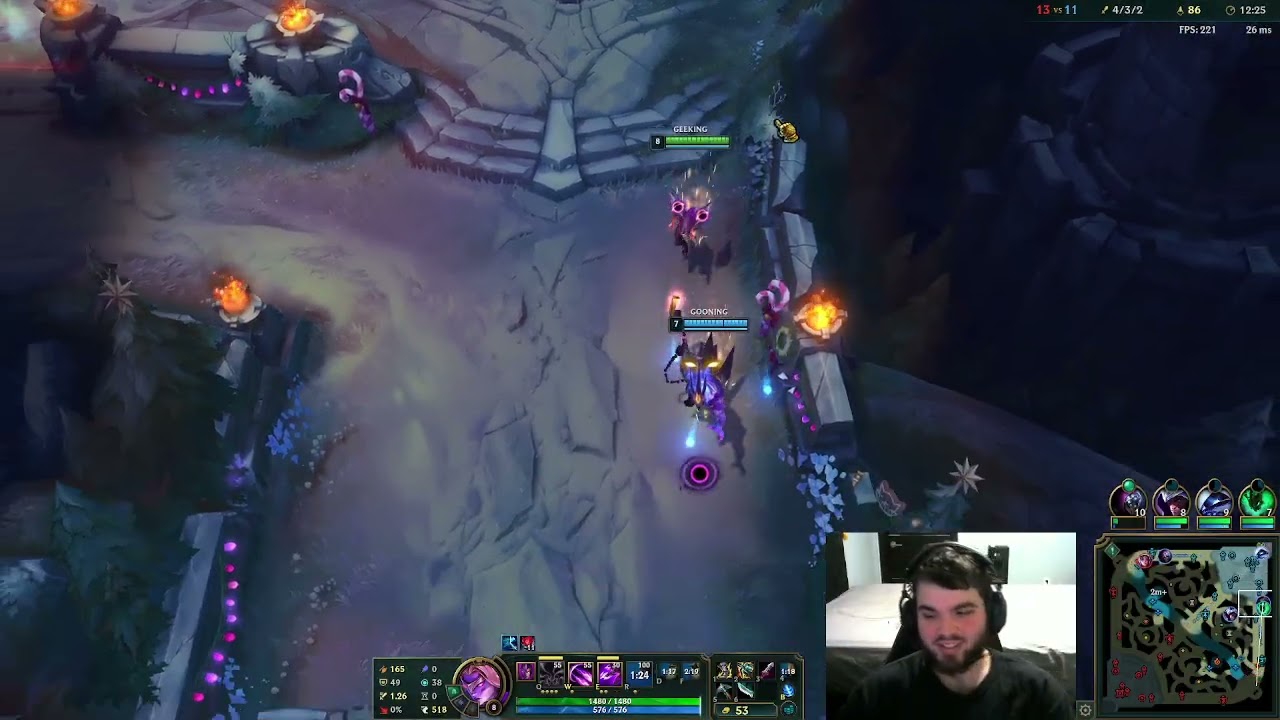 Kaisa adc full game commentary, with friends.