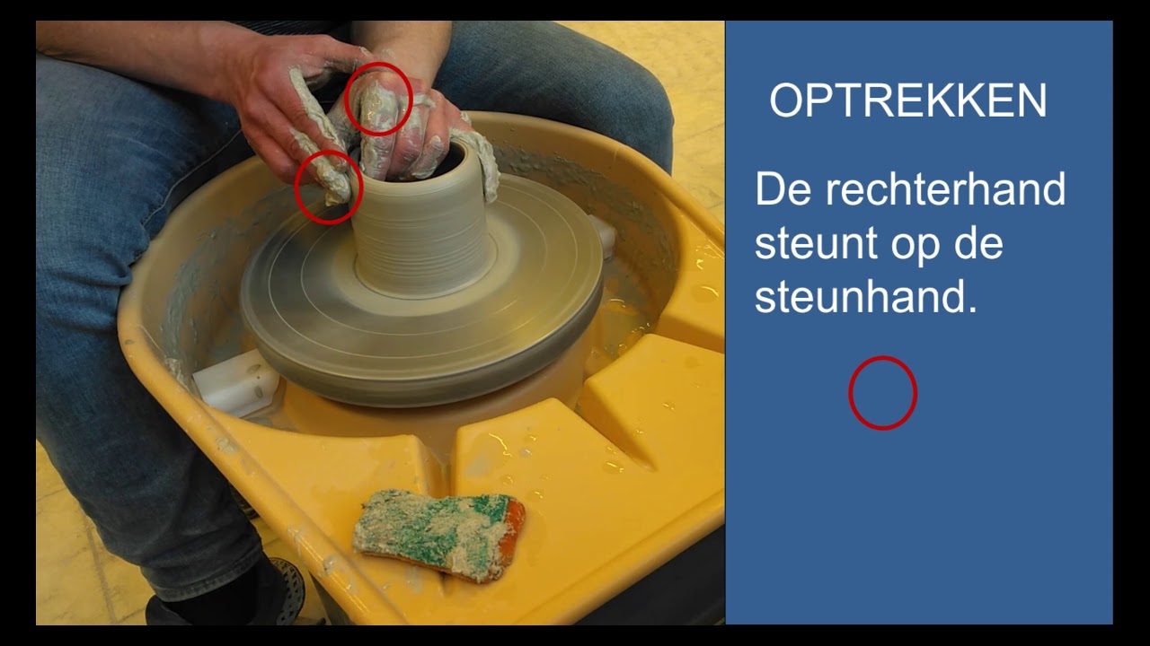Cilinder draaien / throwing a cylinder on the wheel