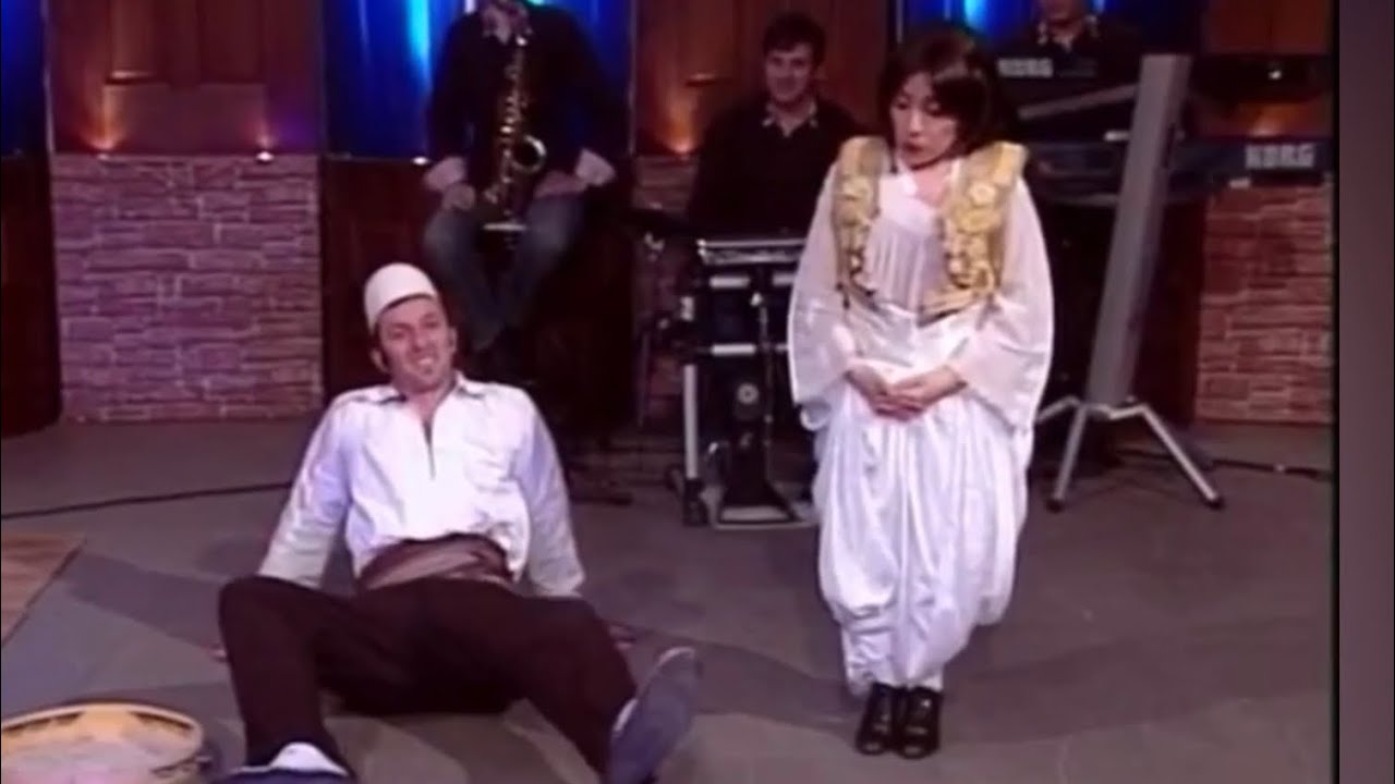 Kalemi merr nuse japoneze, e vesh me dimija e jelek