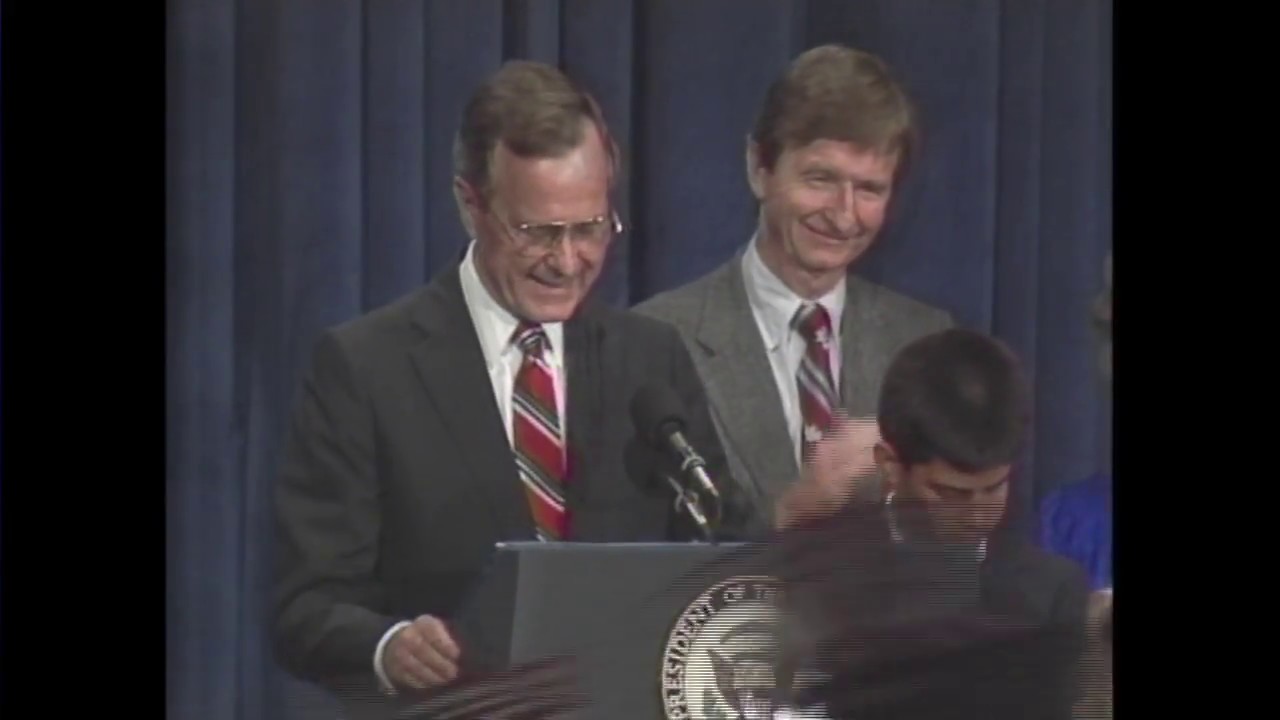 George H. W. Bush 1988 Presidential victory speech [FULL VIDEO]