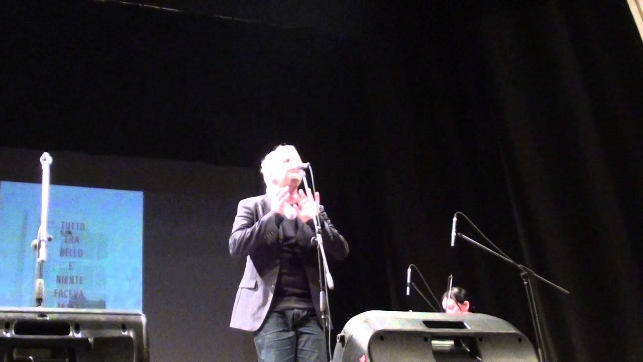 PAOLO BENVEGNU' - SEMPITERNI SGUARDI E PRIMATI Tutto t'orna Live (Fabio Cinti)