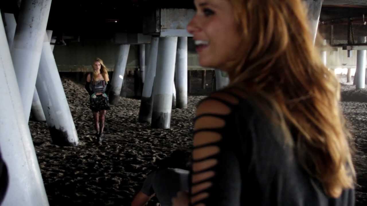 Fashion Stylist at work, Stylist Lauren Franks