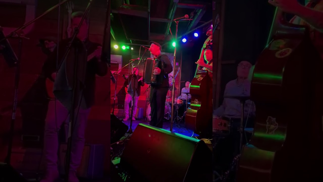 The Bad Things - Whiskey Eyes (Live at Tim's Tavern)