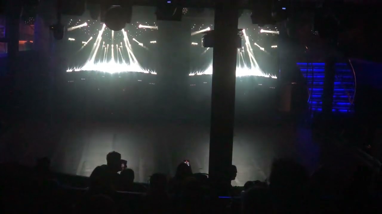 Divet Show, Silja Serenade 4.3.2023