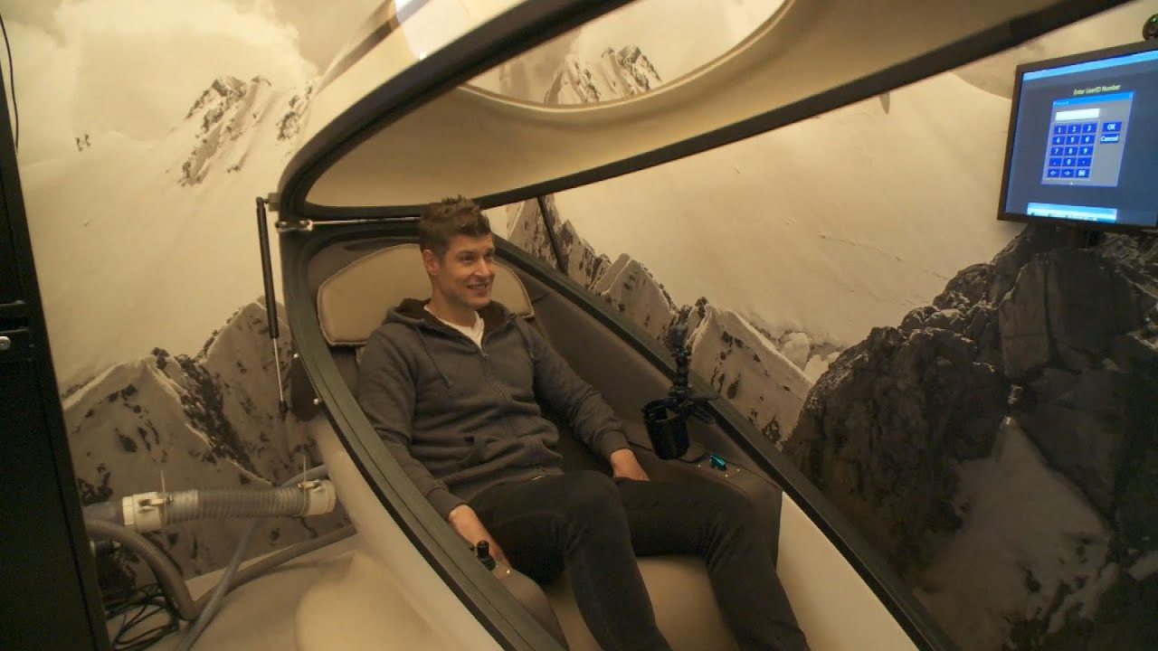 We Tried 2 Trending Wellness Treatments: LED Red Light Therapy Bed + CVAC Pod