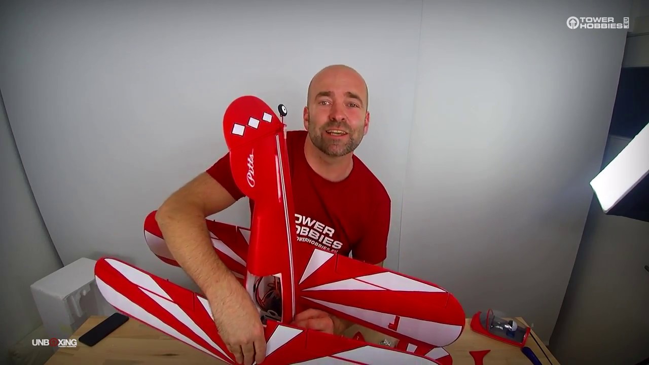 E-Flite Pitts S-1S UNBOXING EFL3550 (PART1)