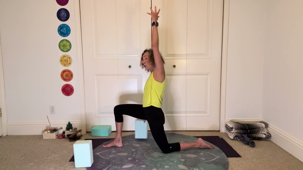 Hip mobility drills: intermediate to advanced level; short video on mat