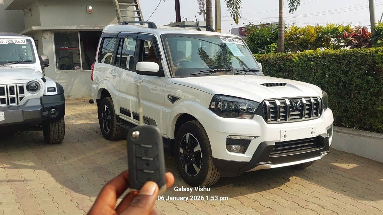  ₹ 1,600,000. Lakh  Price Me Scorpio Classic S11 Top Model Full Review in Hindi Me 