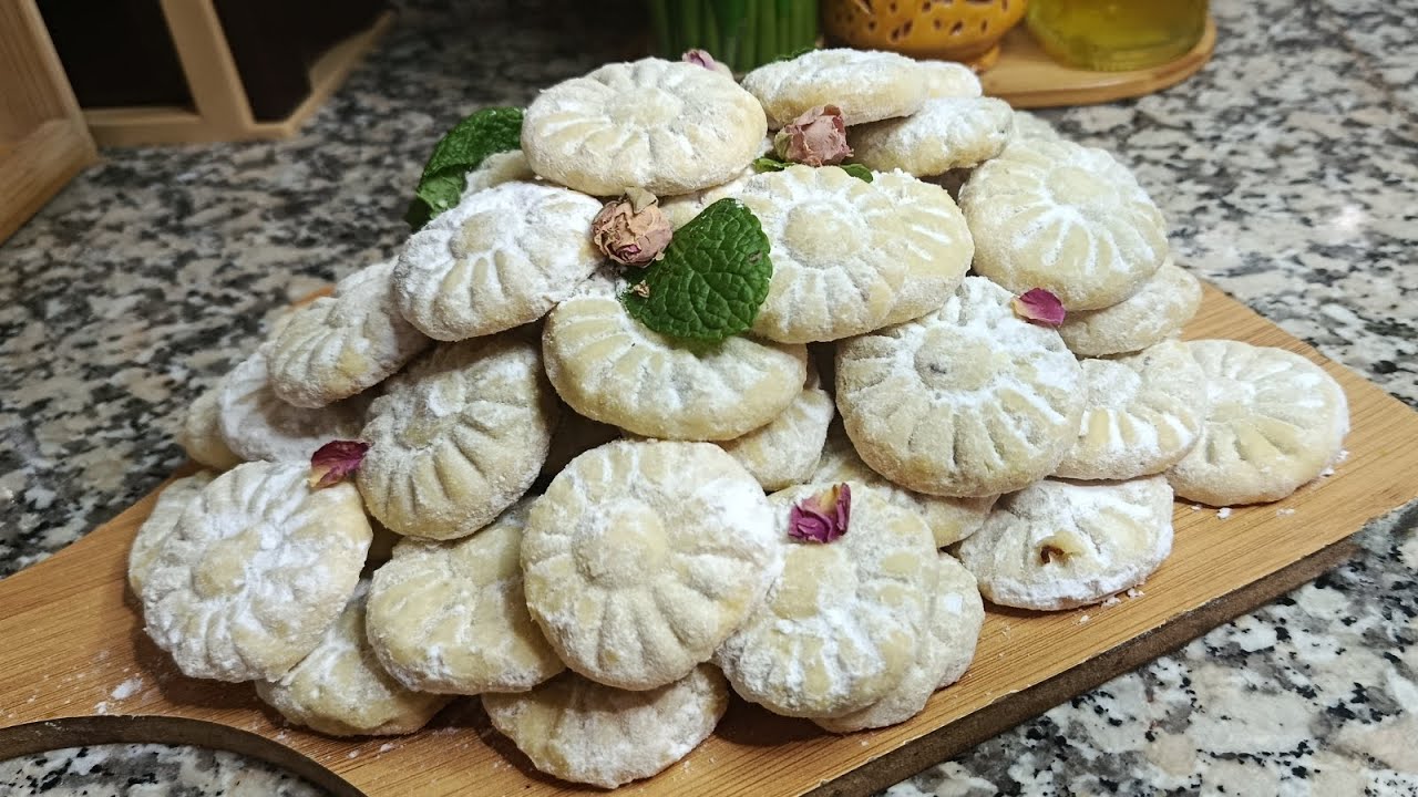 📍حلوة تمر رائعة هشيشة و كدوب فالفم 😋 و اهم حاجة كتببقا بنفس شكل👌ضروري تجربوها