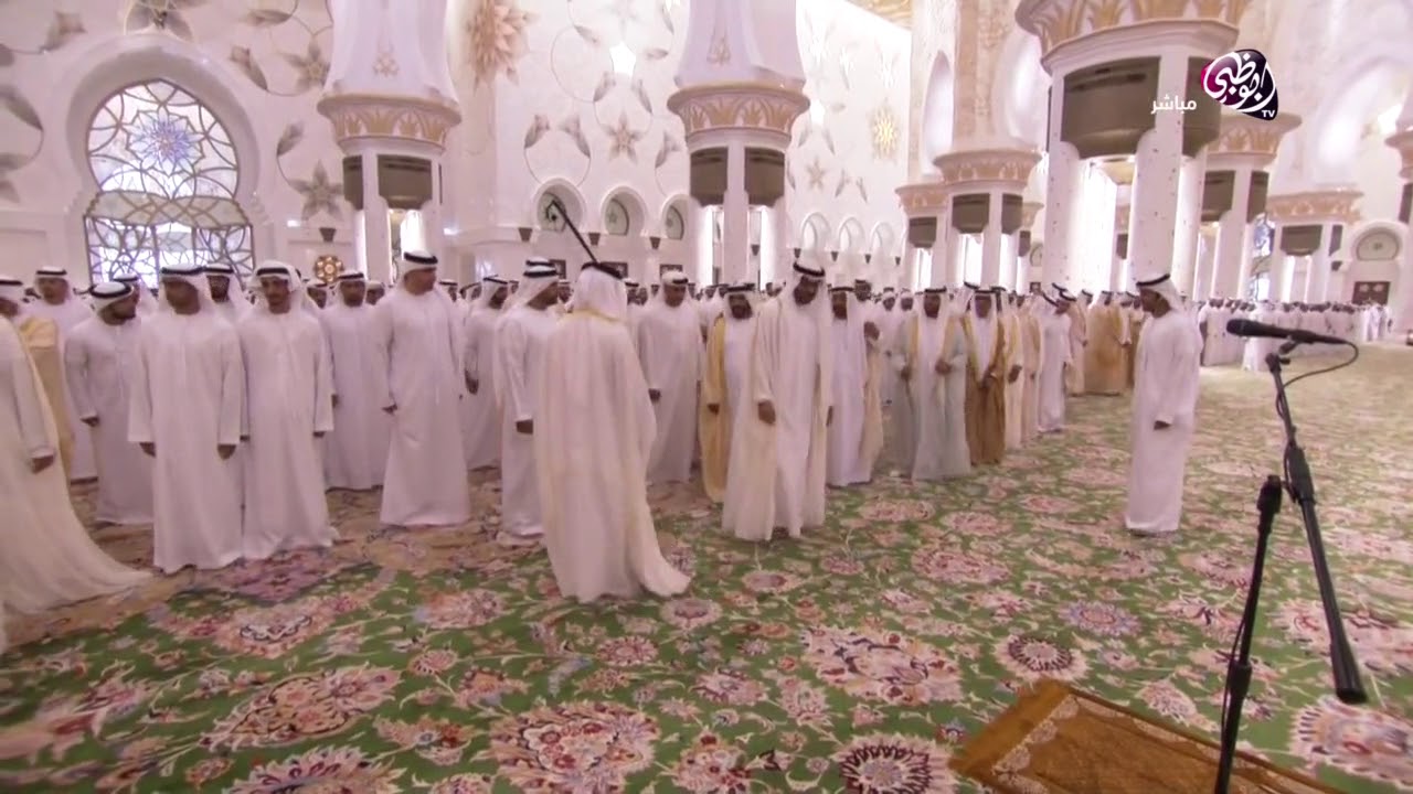 وصول صاحب السمو الشيخ محمد بن زايد آل نهيان إلى جامع الشيخ زايد الكبير لأداء صلاة عيد الأضحى
