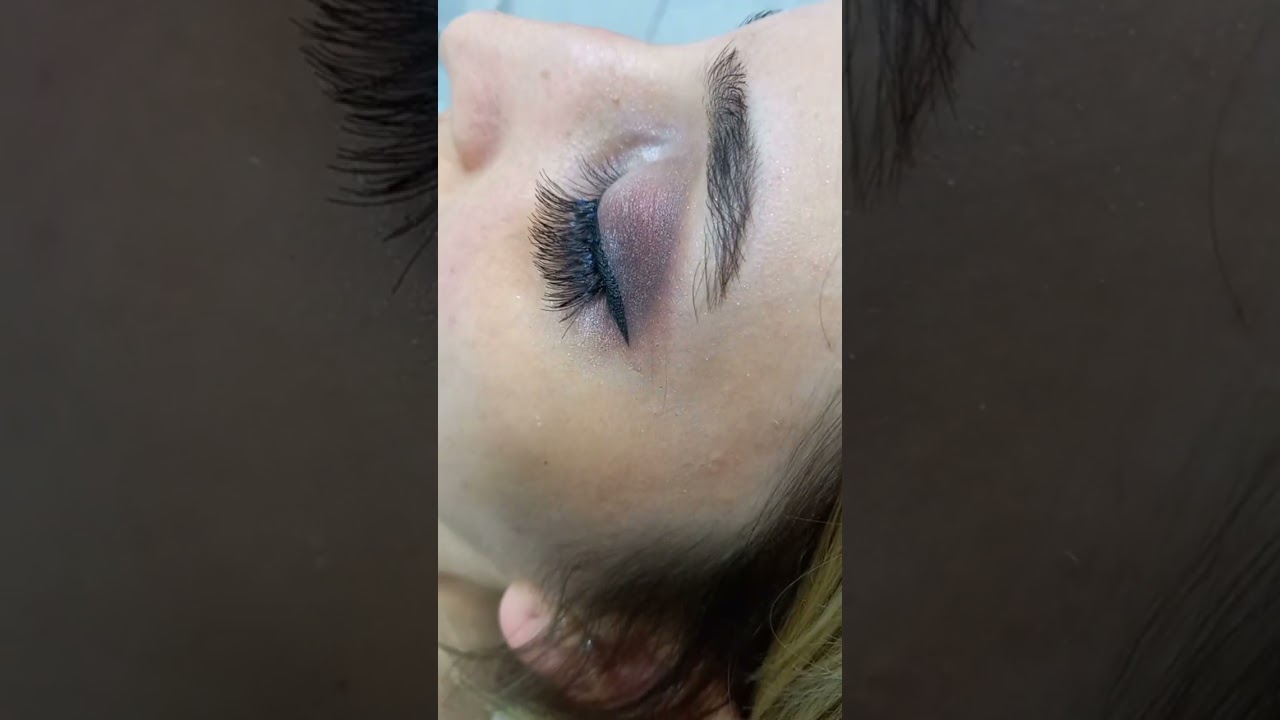 Kirpik nasıl takılır? 