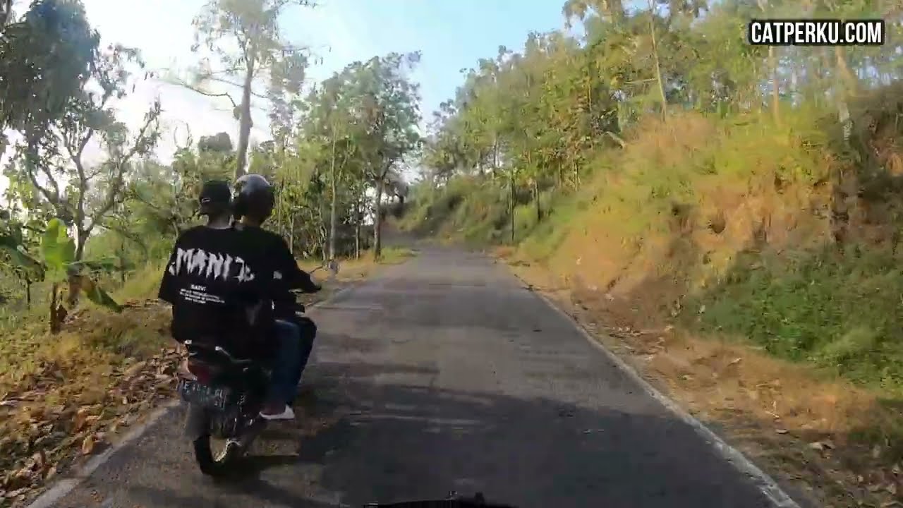 Dungus Madiun Ke Nganjuk Lewat Dekat Pegunungan Wilis [ Motovlog Touring ]