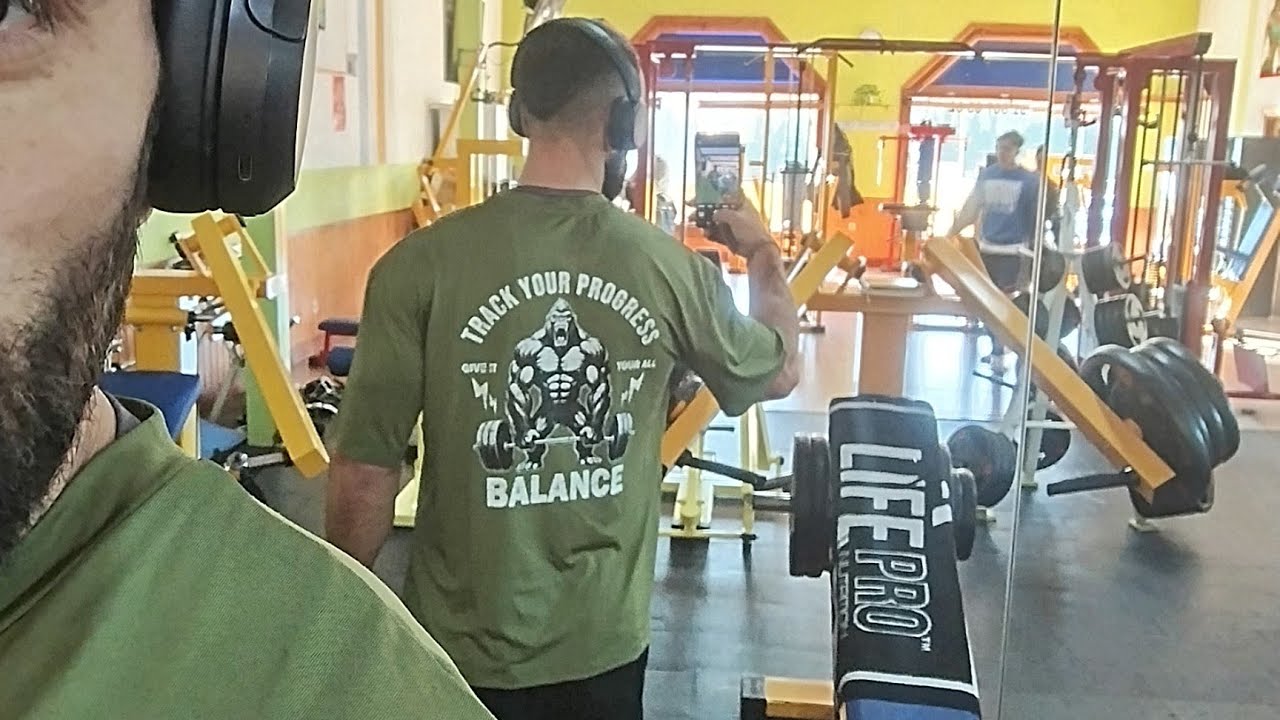 8° día simulacro de competición, Molestia en el cuádriceps,