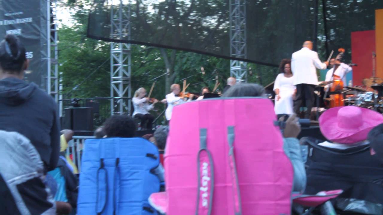 Dianne Reeves with the New Haven Symphony Orchestra