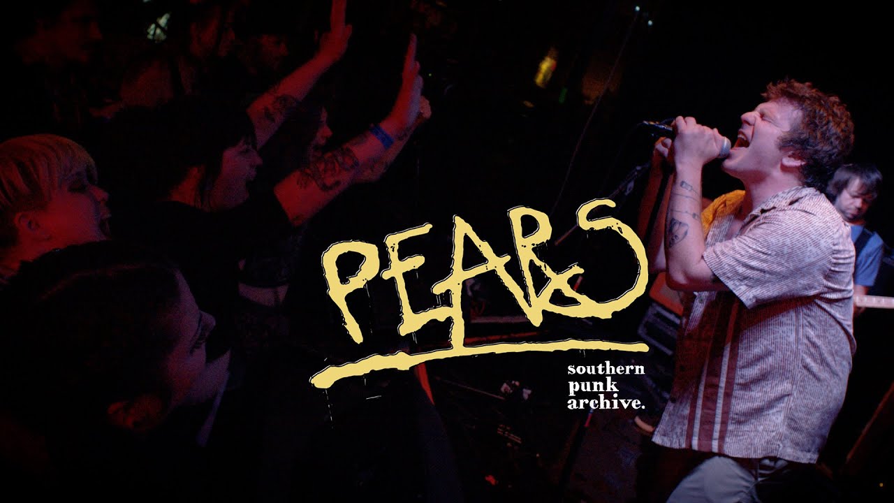 Pears live in Memphis, TN - April 19, 2022