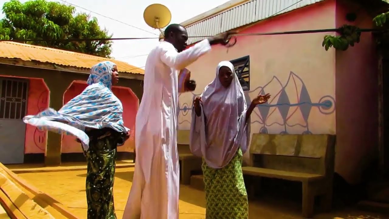 DADA SAARE MASSIBO   ( ÉPISODE 1)