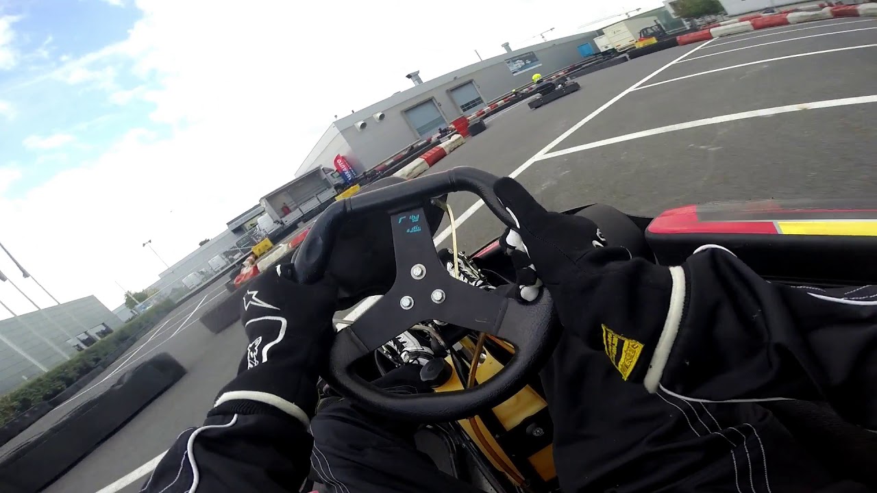 Waregem Streetrace - chasing P2 (yellow Airoh helmet)