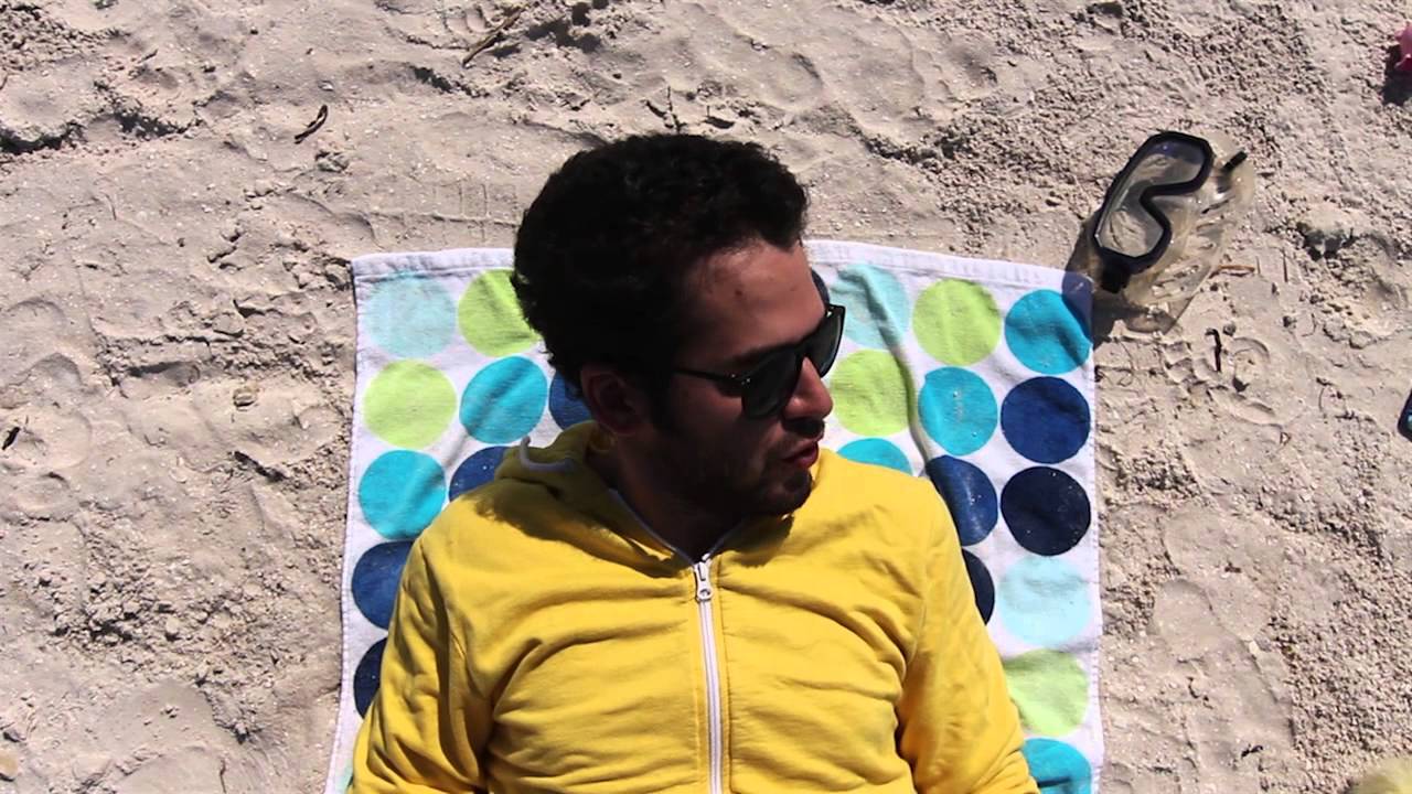 Dennis - Episode 19 - Beach